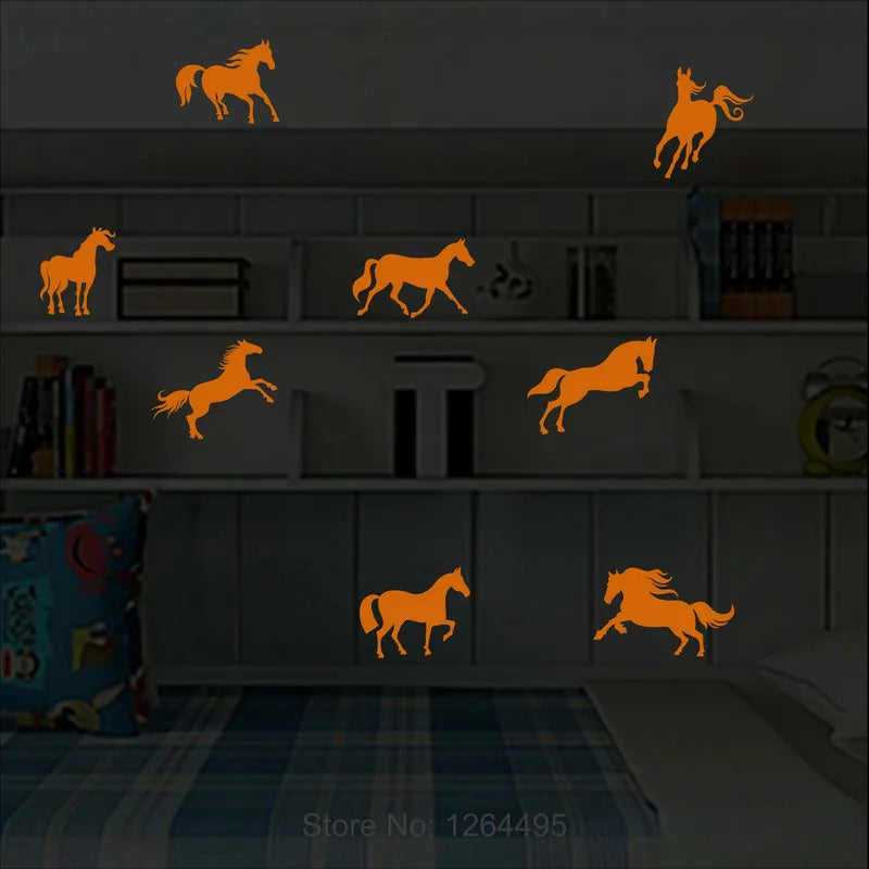 8pcs Horses Glow in the Dark Wall Sticker